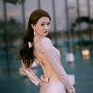 徐璐演员个人资料,多才多艺的影视新星，演技与美貌并重的实力派演员