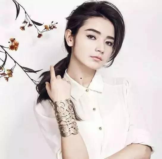 新疆女明星排行榜,盘点排行榜上的璀璨明珠