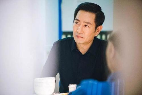 姚刚夏天生活照,阳光下的活力瞬间